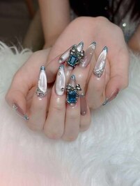 アートやリ＋パーツつけ放題