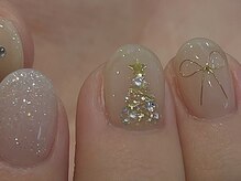 Xmas tree / art design \8500