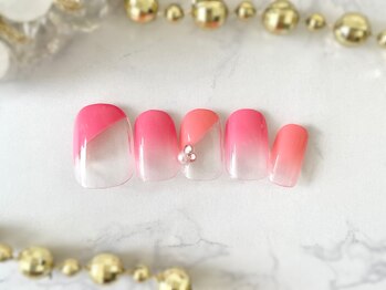 ネイルアンドアイラッシュサロン ブレス 長町南駅店(BLESS)/大人可愛いナナメフレンチ