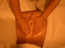 ルアナ(Luana)/香りと手技が一体となった施術