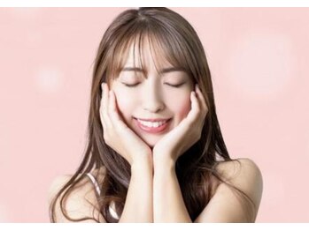 ココロ(COCORO)の写真/輝く素肌へ導くハーブピーリングとレチノールピーリングで、憧れの若々しい肌を目指しませんか？◎
