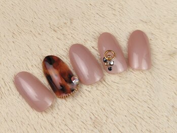 ネイルズシャトン/大人系べっ甲ネイル♪