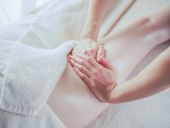 チル 名古屋栄(CHILL)の写真/辛い冷えやむくみにお悩みの方に◎オイルリンパマッサージ＆筋膜リリースの徹底ケアで根本改善♪