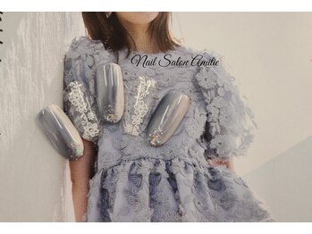 ネイルサロン アミティエ(Nail Salon Amitie)の写真/日々の生活にオシャレ*と可愛いと綺麗*を取り入れたい♪シンプルでも目に留まるセンスの光るお手元へ格上げ