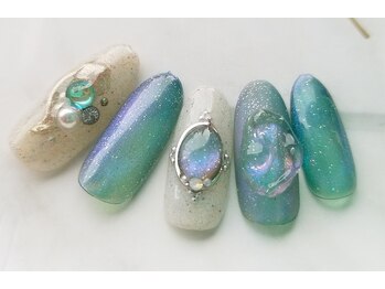 ターラ(Tara)/うるうるニュアンスネイル