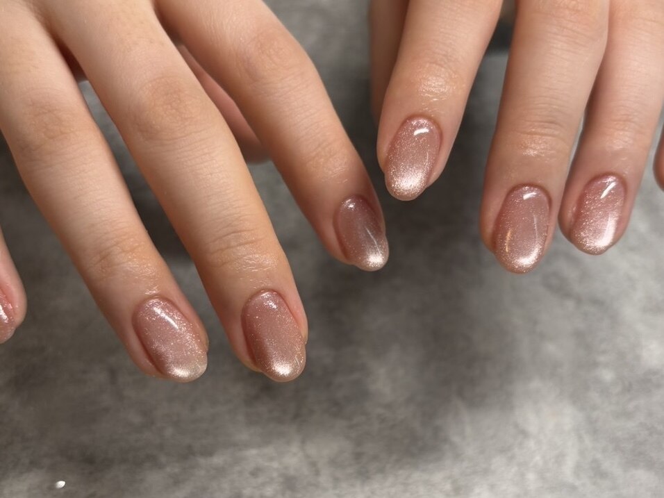 2025年-2026年冬トレンド】ニュアンス 夏のネイルデザイン集｜人気順