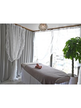 仕事帰り・早朝OKのサロン