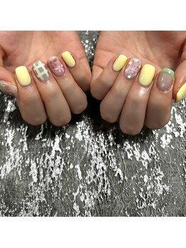 《ハンド》レースドットネイル