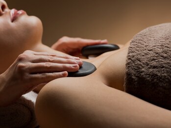 グラッシー(glassea)の写真/日常生活やデスクワークで感じる首や肩のこりにも◎癒し×不調改善で忙しい日々にご褒美を☆