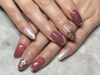 カロレ(CARORE)/持ち込みネイル