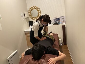 ワイズサロン(Y's SALON)/骨盤調整