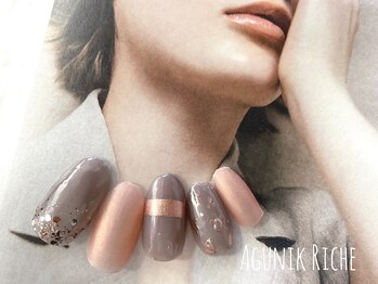 アグニークリッシェ(Agunik Riche)/【ニュアンスネイル】