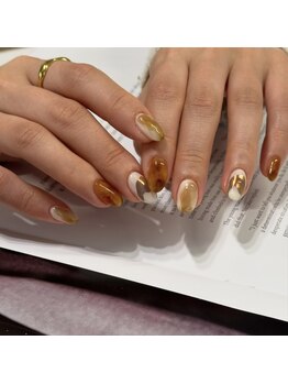 シアン(cyaan)/ブラウンニュアンスネイル