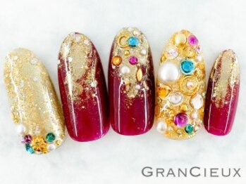 クアトログランシュ 青葉台(QUATRO×GranCieux)/ゴールドボルドーキラキラネイル