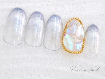 ラグジュアリーネイルズ オオミヤ(Luxury Nails Omiya)/ポイント*ビジューネイル