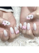 サロン オードリー 栄店/４本アート★持ち込みOK