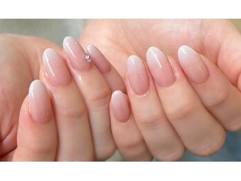 ネイルアンドアイラッシュスタジオ シュシュ(chouchou)/上品ベイビーブーマー