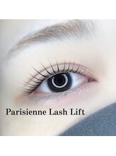 エイティスト(8ist)/パリジェンヌ[新宿/新宿駅]