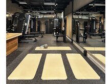 ザ パーソナル 堀江店(THE PERSONAL)の雰囲気（ピラティススペースも完備）