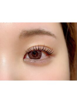 ナチュラル上品な目元にしたい