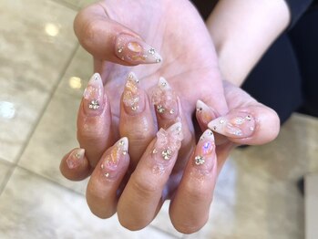 ティンク 円山店(Tink)の写真/【ご新規様オフ無料】リピート多数！華やかなパーツ・手元をキレイに魅せるカラー多数☆冬のイベントにも◎