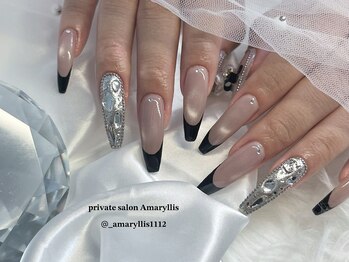 アマリリス(Amaryllis)/上品×華やかネイル