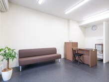 コクア整体院 伊勢崎(KOKUA整体院)/受付・待合スペース