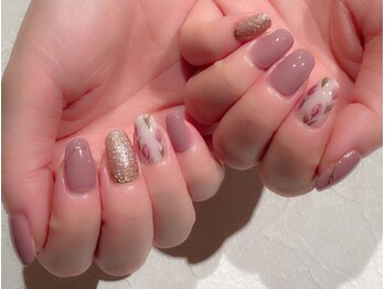 モダネイル(MODA NAiL)の写真/ネイル・ハンドケア/フット角質ケア/マニキュアメニューも豊富にご用意◎プライベート空間でリラックス♪