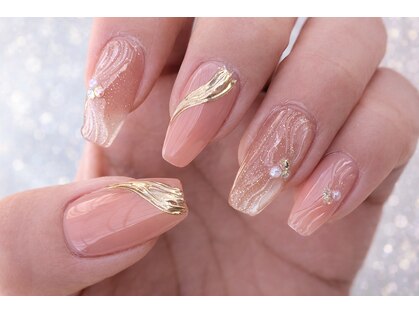 ヒト(HI-TO)の写真