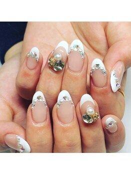 ルフリーク(Le Freak)/フレンチネイル