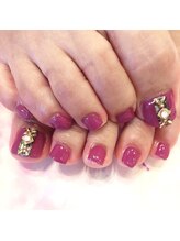 トータルサロン 白べぇーっ プラス/定額フットネイル