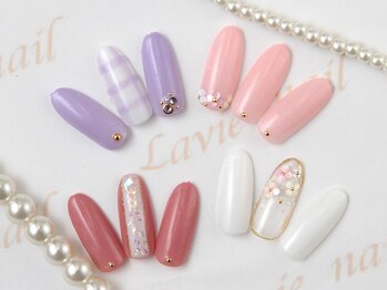 ラヴィネイル 京都駅前店 クレア(La Vie Nail claire)の写真/【京都駅地下直結】“大人気”月限定プラン◎季節のトレンドデザインもリーズナブルな価格で楽しめる♪