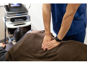 岡崎メディカル整体 アンド ゴールデンケア/つらい首・肩こり・頭痛（整体）