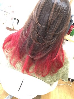 フェアリーヘア ニーナ(Fairy Hair Ni-na)/赤インナーカラー