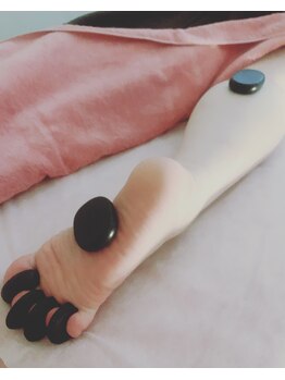 キアラ(Chiara)/バザルトストーントリートメント