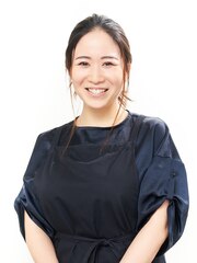 田子史央里(店長(ネイリスト兼アイリスト))