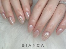 ビアンカマーレ 中野店(Bianca mare)/ぷっくりお花ネイル