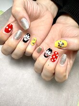 ラキネイル(LAKI Nail)/キャラクターネイル