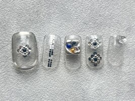 モード系フラワーネイル