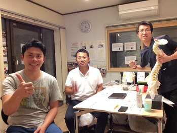 健美整体 アサヒ(ASAHI)/当院で整体スクールをしています