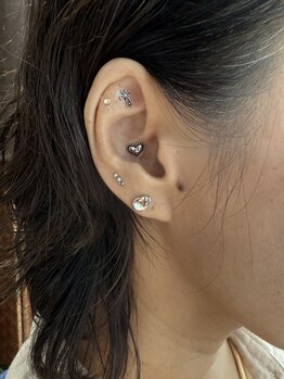 ミミ(mimi)/耳つぼジュエリー