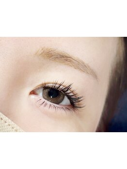 ボリュームのある目元にしたい