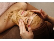 【新世代ハーブピーリング】再生トップレベルで肌のお悩み解決へ！