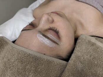 39 beauty salon.横浜関内【WAX脱毛/メンズ眉毛/水素吸入しながら】/フェイシャルワックス