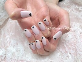 シンプルハートネイル