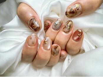 リエル(Riel)の写真/【カラー300種類以上】最新パーツ豊富☆人気のマグネット/個性的ネイルも◎オリジナルデザインをご提案!