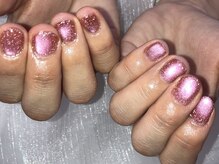 ネージュ(neige)/ショートネイル　マグフラッシュ