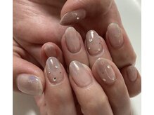 ジェルネイルス アコ(Gel Nails aco)の雰囲気（マグネットとストーンでシンプル可愛い指先に♪）