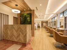 ティエル LUCIA店(TIELU)の雰囲気(初めての方でもリラックスして過ごせる、清潔感あふれる店内です)