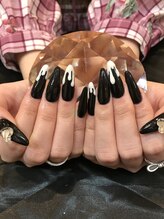 エスフィーネイルサロン ブリーユ(Esfy nailsalon Brille)/ブラック&ホワイト